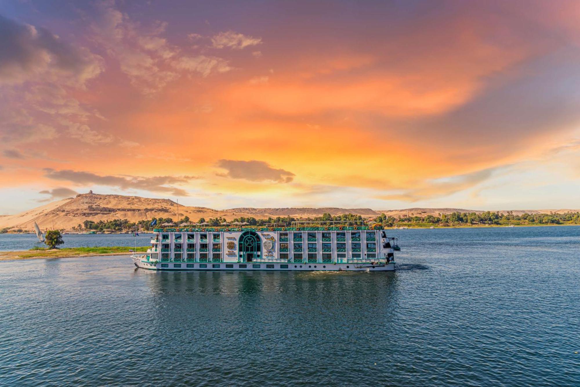 Hotel Sonesta Moon Goddess Cruise - From Aswan To Luxor - 03 & 07 Nights Every Friday Exterior foto